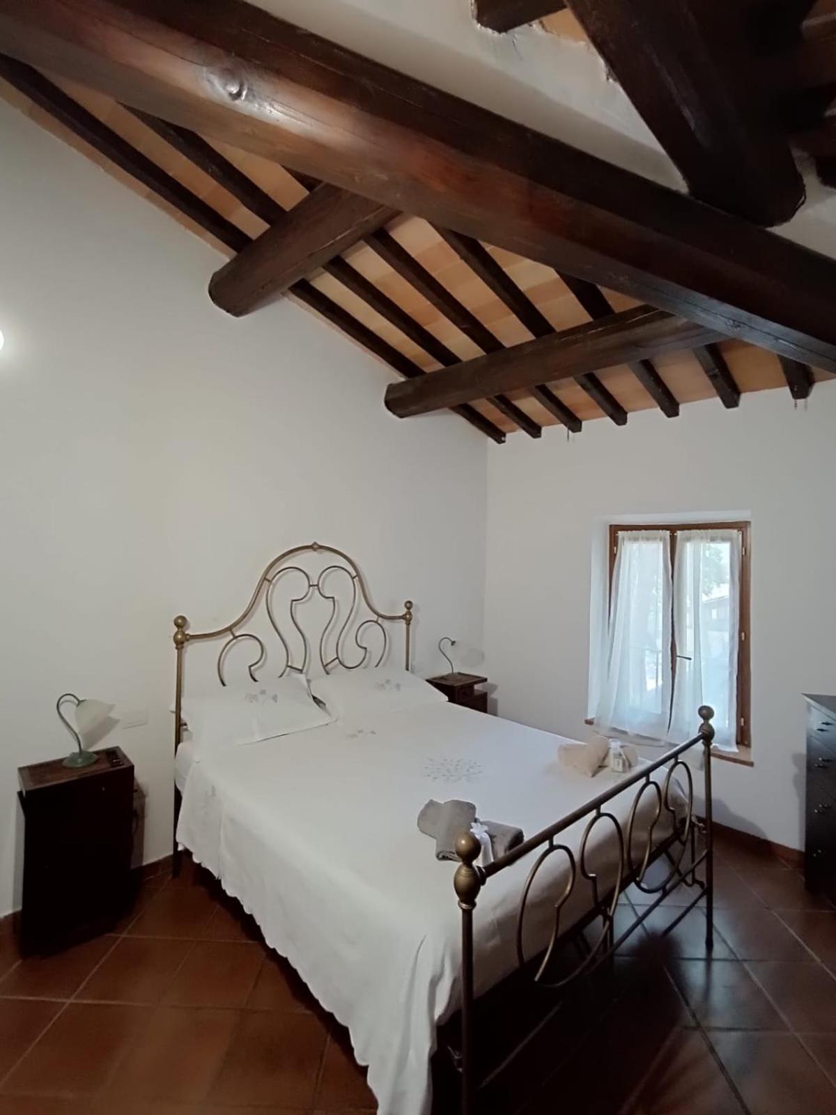 La Casa Dei Breton Lejlighed Magione Eksteriør billede